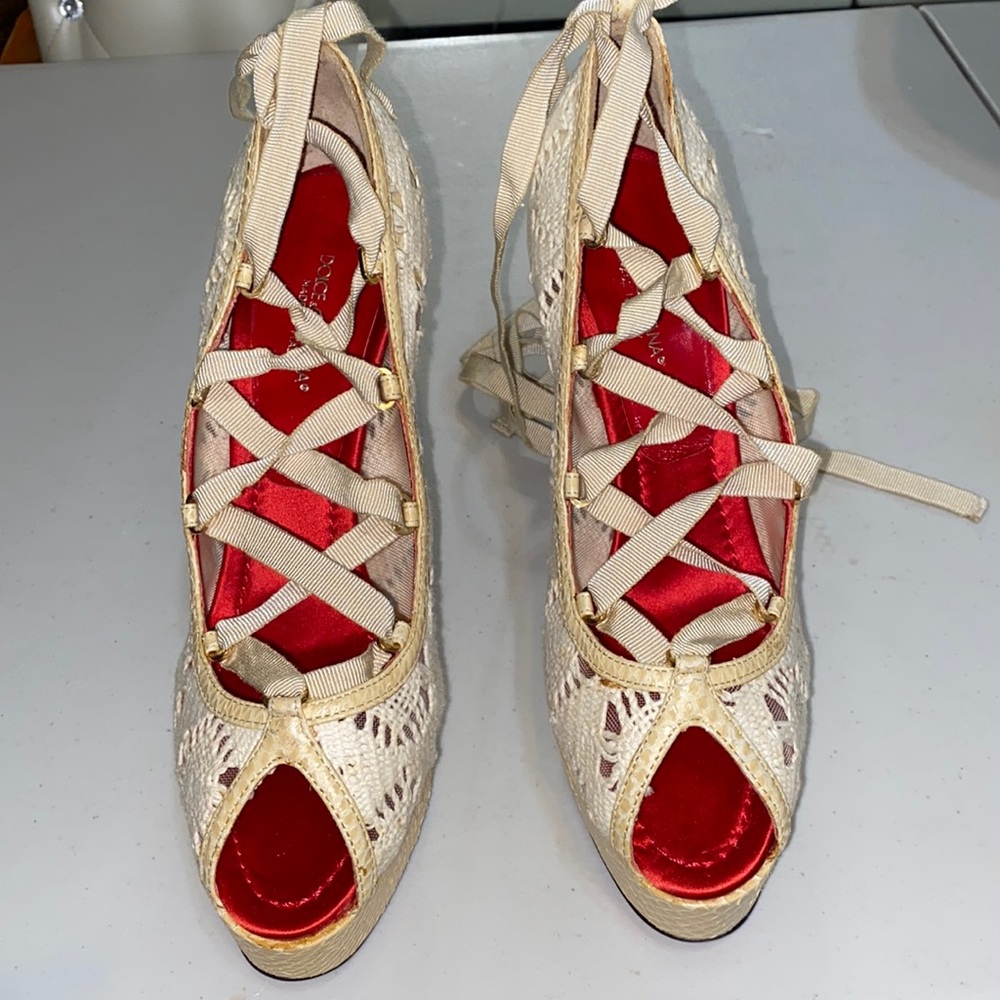 Dolce and gabanna cloth heel